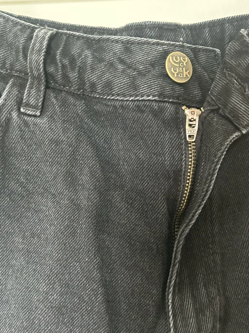 Lucy and Yak Lexi Denim High Waist Shorts in Gray Wash, Size 28/R